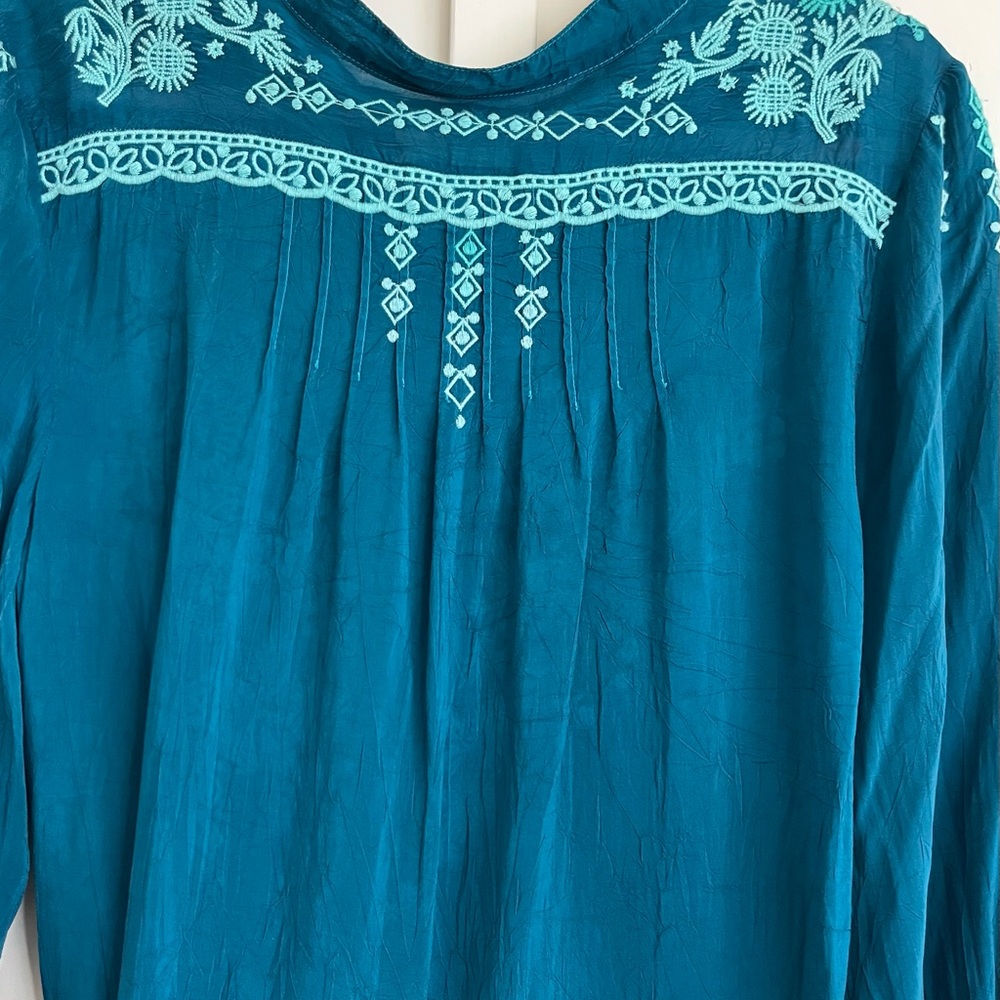 JOHNNY WAS Embroidered Turquoise Blouse Medium - Picture 3 of 4